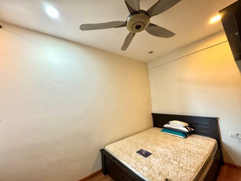 Kondominium untuk Disewa di Bayswater Resort Condominium - Alex Lim - Bedroom - PropertyGuru.com.my