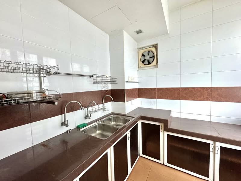 Kondominium untuk Disewa di Bayswater Resort Condominium - Alex Lim - Kitchen - PropertyGuru.com.my