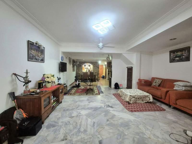 2-storey Terraced House for Sale in Taman Samudra Teres (Batu Caves) - Hazeman Omar - Living Room - PropertyGuru.com.my