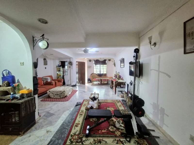 2-storey Terraced House for Sale in Taman Samudra Teres (Batu Caves) - Hazeman Omar - Living Room - PropertyGuru.com.my