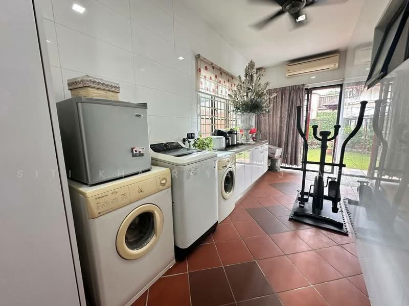 Semi-Detached House for Sale in Seksyen 7 (Shah Alam) - SITI KHAIRIYAH JAAFAR - PropertyGuru.com.my