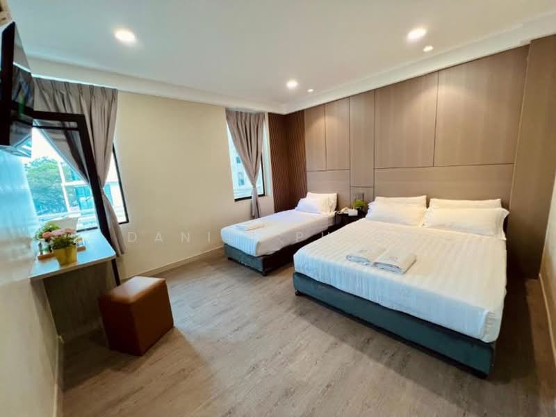 Hotel / Resort for Sale in Gurney Drive (Penang) - Daniel Phang - Bedroom - PropertyGuru.com.my