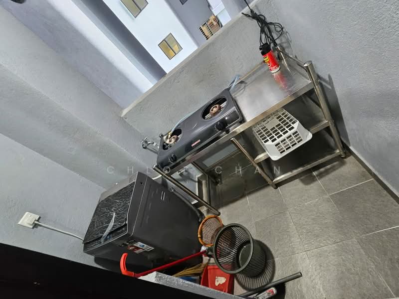 Service Residence for Rent at Majestic Maxim - Chloe Chan - Kitchen - PropertyGuru.com.my