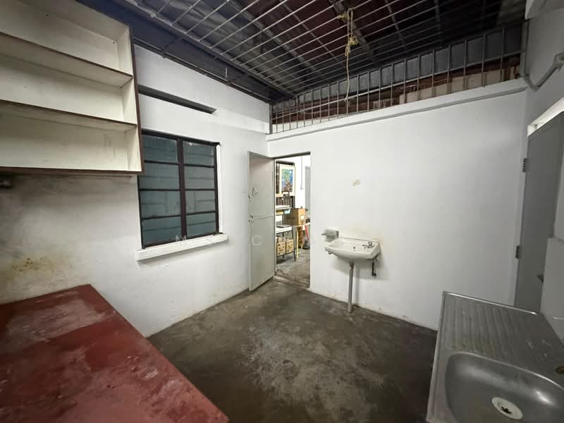 Semi-Detached House for Sale in Taman Free School (Jelutong) - Ms Chang - PropertyGuru.com.my