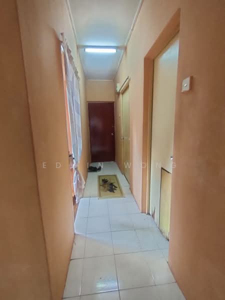 Pangsapuri untuk Dijual di Impian Apartment - Edwin Wong - Corridor - PropertyGuru.com.my