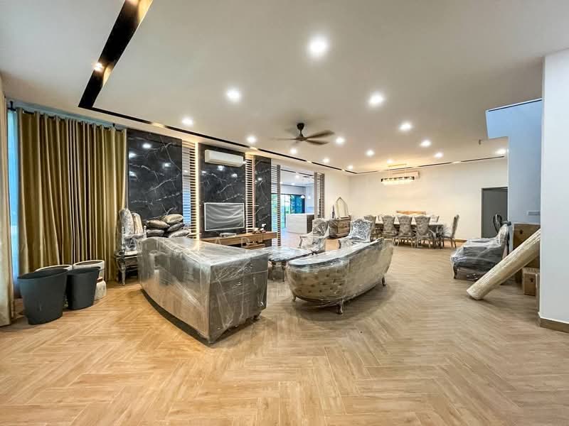 Rumah Berkembar untuk Dijual di Cyberjaya (Selangor) - Ahmad Fadlee - Living Room - PropertyGuru.com.my