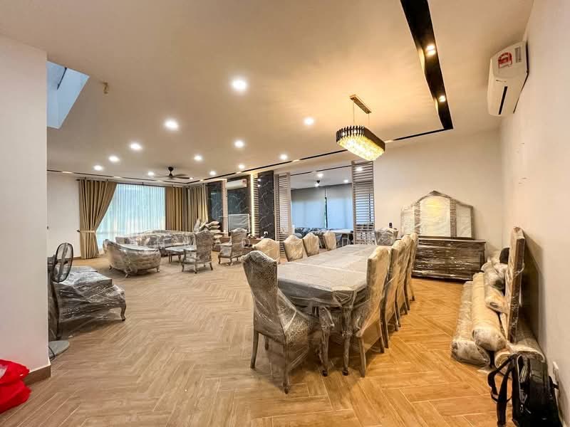 Rumah Berkembar untuk Dijual di Cyberjaya (Selangor) - Ahmad Fadlee - Living Room - PropertyGuru.com.my