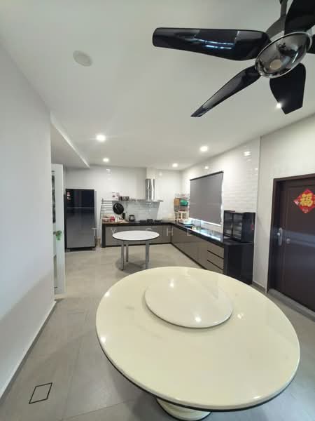Rumah Berkembar untuk Dijual di Ambang Botanic (Klang) - TY Chew - Kitchen - PropertyGuru.com.my