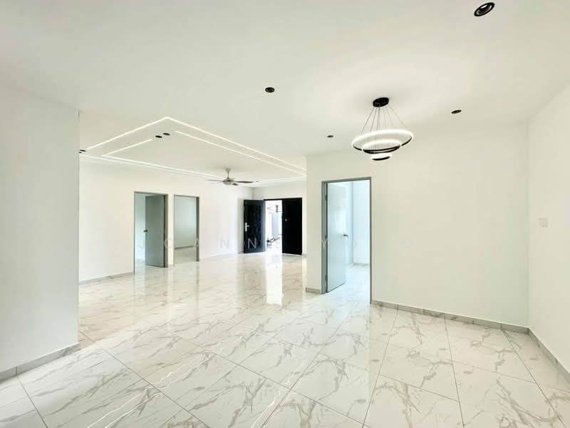 Rumah Teres 1 Tingkat untuk Dijual di Skudai (Johor) - Joanne Yong - Living Room - PropertyGuru.com.my
