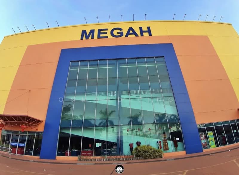 Shop / Office for Sale in Banting 1-Storey Shoplot! Main Road Great Invest! (Banting) - Osmond Ling - Exterior - PropertyGuru.com.my