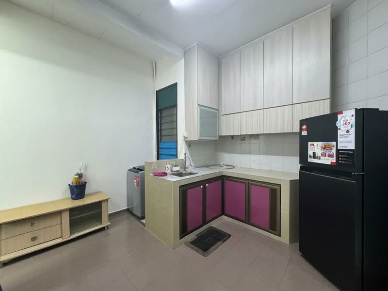 Rumah Teres 1 Tingkat untuk Disewa di Bandar Jaya Putra (Johor Bahru) - Edward Siow - Kitchen - PropertyGuru.com.my