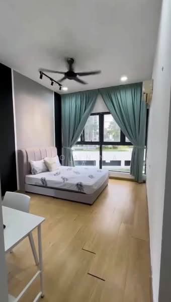 Condominium for Rent at Bay Laurel @ Country Garden Danga Bay - Joanna Tai - Bedroom - PropertyGuru.com.my