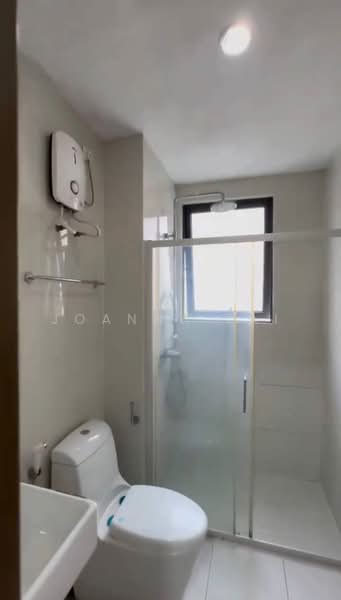 Condominium for Rent at Bay Laurel @ Country Garden Danga Bay - Joanna Tai - Bathroom - PropertyGuru.com.my