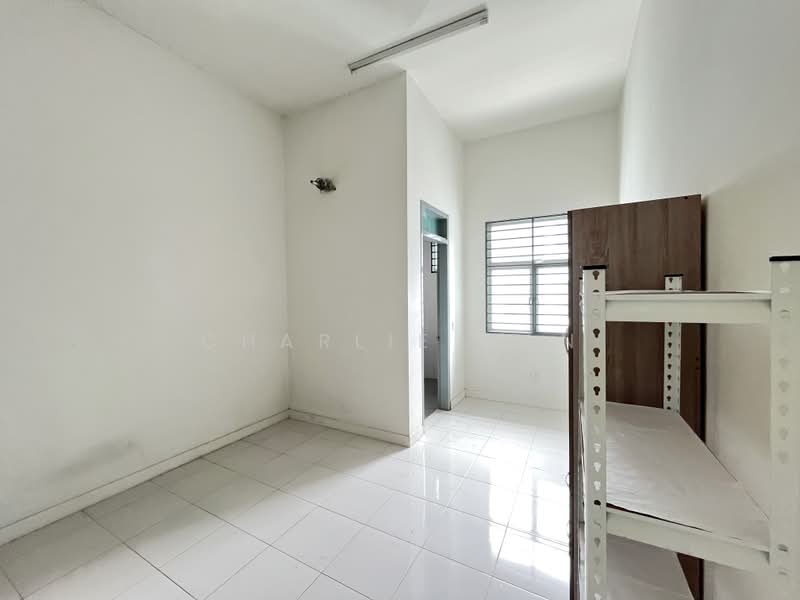 2-storey Terraced House for Rent in Bandar Saujana Putra (Tanjong Duabelas) - Charlie Gan - PropertyGuru.com.my