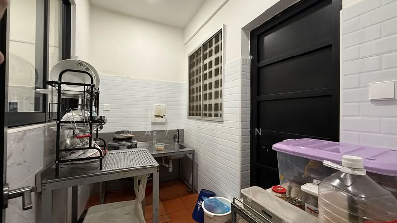 2-storey Terraced House for Sale in Seri Sungai Long (Kajang) - May Chan - Kitchen - PropertyGuru.com.my