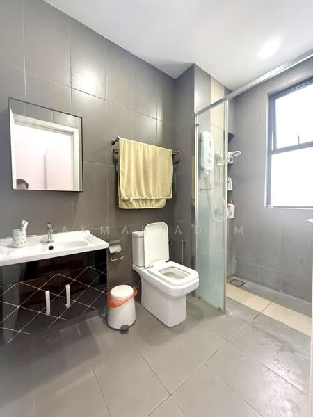 Semi-Detached House for Sale in Kajang (Selangor) - Akmal Adam - Bathroom - PropertyGuru.com.my