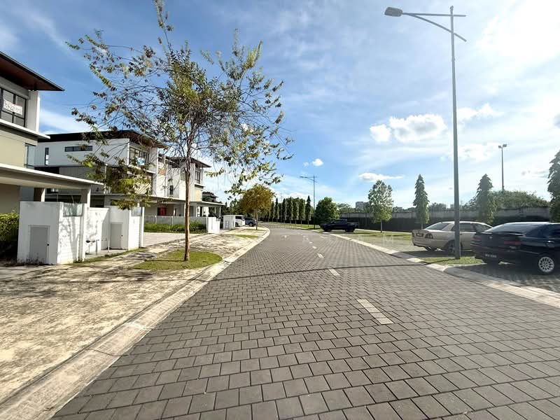 Semi-Detached House for Sale in Kajang (Selangor) - Akmal Adam - Exterior - PropertyGuru.com.my