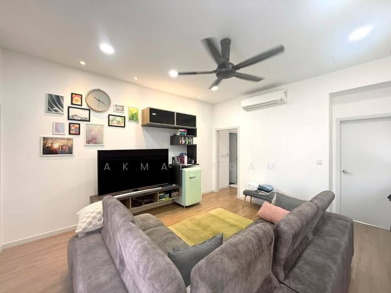Semi-Detached House for Sale in Kajang (Selangor) - Akmal Adam - Living Room - PropertyGuru.com.my