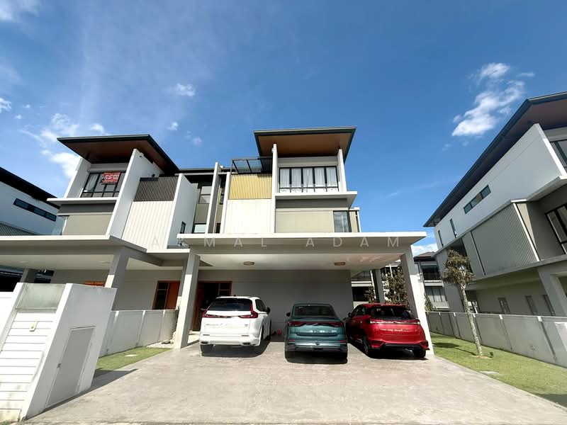 Semi-Detached House for Sale in Kajang (Selangor) - Akmal Adam - Exterior - PropertyGuru.com.my