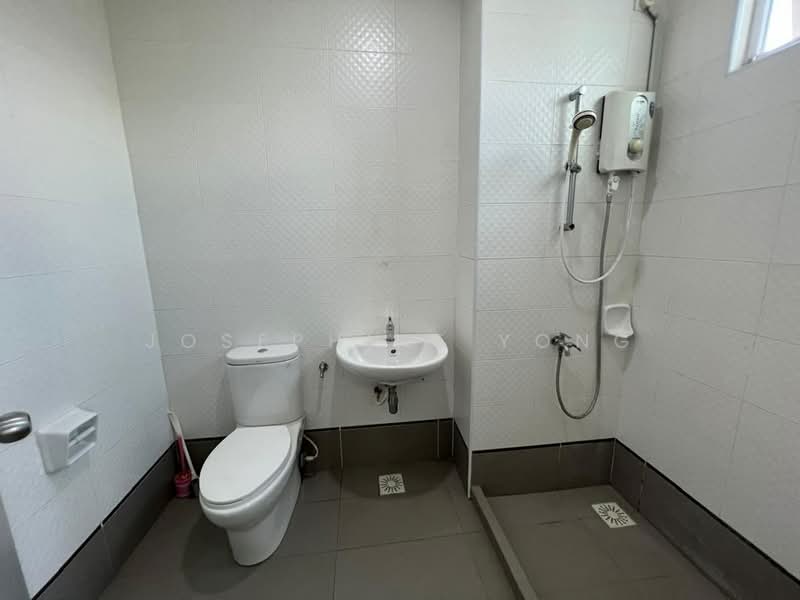 Service Residence for Rent at Seasons Amara Larkin - Josephine Yong - Bathroom - PropertyGuru.com.my