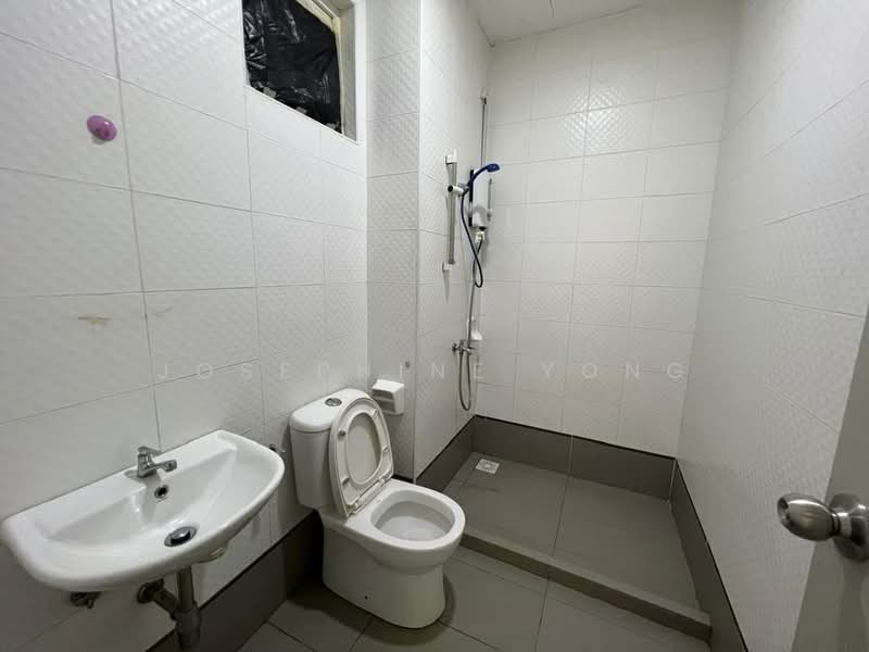 Service Residence for Rent at Seasons Amara Larkin - Josephine Yong - Bathroom - PropertyGuru.com.my