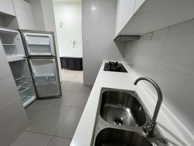 Service Residence for Rent at Seasons Amara Larkin - Josephine Yong - Kitchen - PropertyGuru.com.my