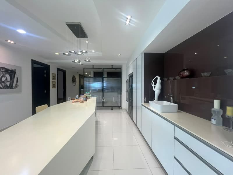 Kondominium untuk Dijual di Gurney Paragon - Ronald Ng - Kitchen - PropertyGuru.com.my