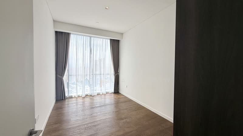 Kediaman Servis untuk Disewa di SO Sofitel Kuala Lumpur Residences - Angela Low - Second room with curtain - PropertyGuru.com.my