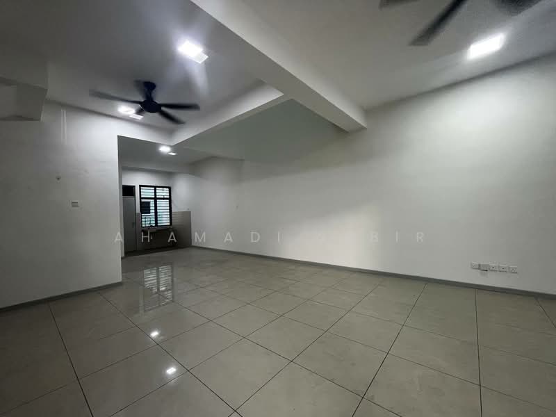 2-storey Terraced House for Sale in Sungai Buloh (Selangor) - Ahamadi Sabir - Interior - PropertyGuru.com.my