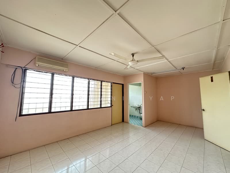 Rumah Teres 2 Tingkat untuk Dijual di Taman Seri Putra (Banting) - Stephanie Yap - Interior - PropertyGuru.com.my
