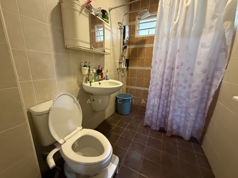 2.5-storey Terraced House for Sale in Seri Sungai Long (Kajang) - May Chan - Bathroom - PropertyGuru.com.my