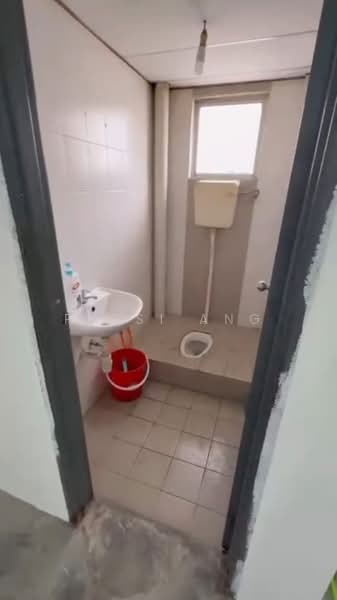 Office for Rent in Klang (Selangor) - Pepsi Ang - Bathroom - PropertyGuru.com.my