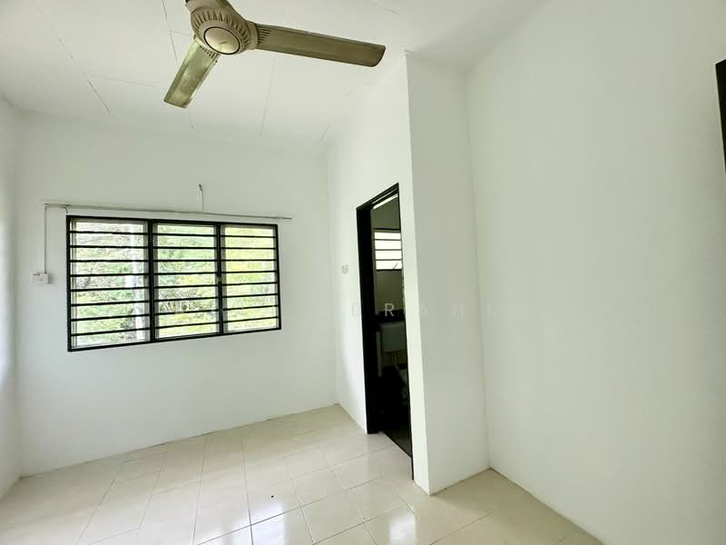 Rumah Teres 2 Tingkat untuk Dijual di Taman Pinggiran Permata (Batu Caves) - Azli Ibrahim - Interior - PropertyGuru.com.my