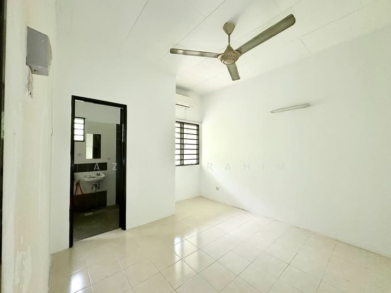 Rumah Teres 2 Tingkat untuk Dijual di Taman Pinggiran Permata (Batu Caves) - Azli Ibrahim - Interior - PropertyGuru.com.my