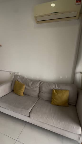 Kondominium untuk Disewa di Amberside @ Country Garden Danga Bay - Joanna Tai - Living Room - PropertyGuru.com.my