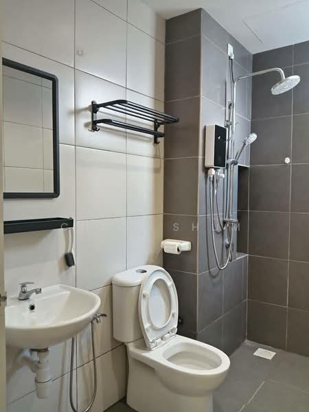 Pangsapuri untuk Disewa di Sierra Heights (Residensi Siera Perdana) - Chloe Shum - Bathroom - PropertyGuru.com.my