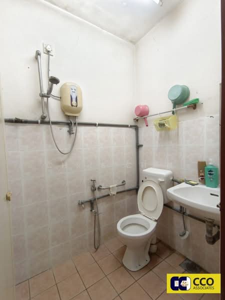 Rumah Teres 2 Tingkat untuk Dijual di Ipoh (Perak) - Chris Chin - Bathroom - PropertyGuru.com.my