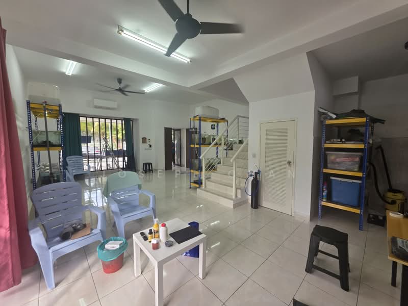 Rumah Teres 2 Tingkat untuk Dijual di Setia Indah (Setia Alam) - Joseph Chan - Living Room - PropertyGuru.com.my