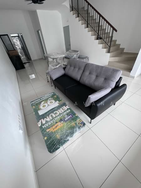 Rumah Teres 2-Tingkat untuk Disewa di Johor Bahru (Johor) - Sha Saravanan - Living Room - PropertyGuru.com.my