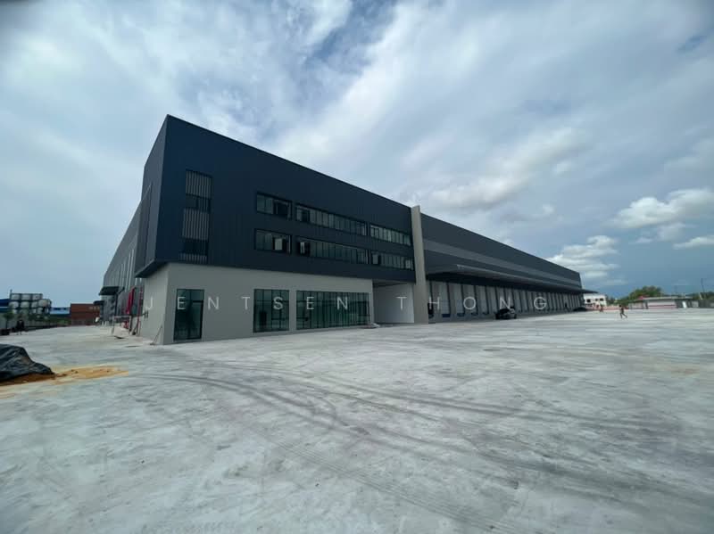 Detached Factory for Rent in Bandar Puncak Alam (Puncak Alam) - Jentsen Thong - Exterior - PropertyGuru.com.my