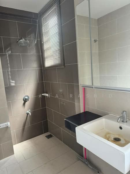 2-storey Terraced House for Sale in Alam Impian (Shah Alam) - Fahana Rashid - Bathroom - PropertyGuru.com.my