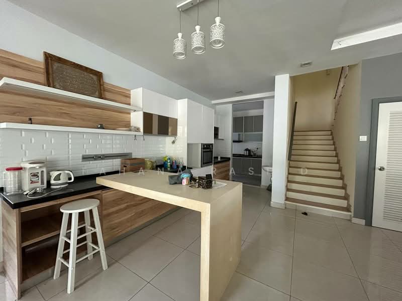 2-storey Terraced House for Sale in Alam Impian (Shah Alam) - Fahana Rashid - Kitchen - PropertyGuru.com.my