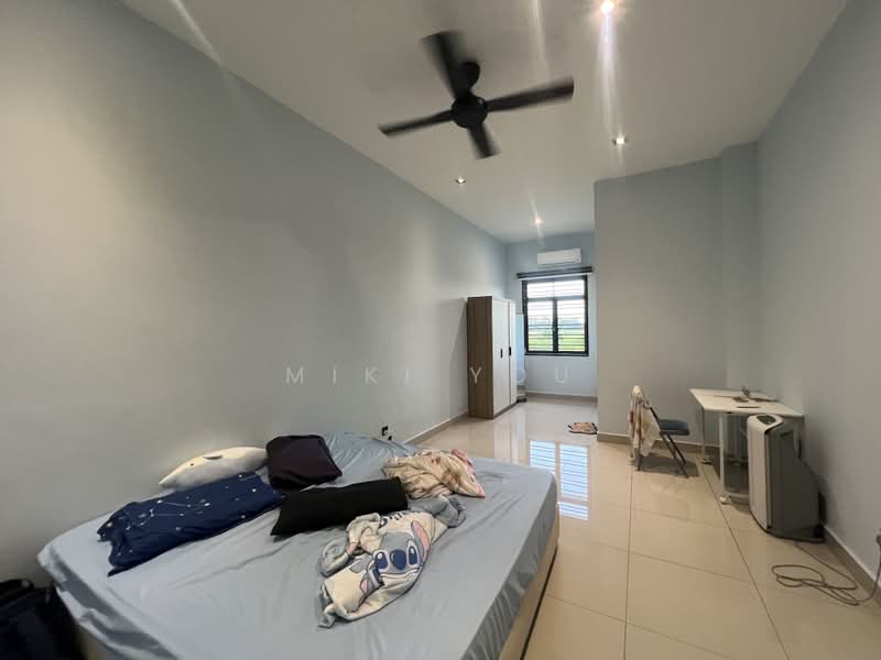 2-storey Terraced House for Sale in Bandar Rimbayu (Telok Panglima Garang) - Miki You - Bedroom - PropertyGuru.com.my