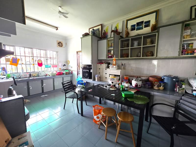 Bungalow for Rent in Bukit Jalil Golf (Bukit Jalil) - Mak Oliver - Kitchen - PropertyGuru.com.my