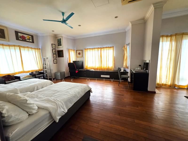 Bungalow for Rent in Bukit Jalil Golf (Bukit Jalil) - Mak Oliver - Bedroom - PropertyGuru.com.my
