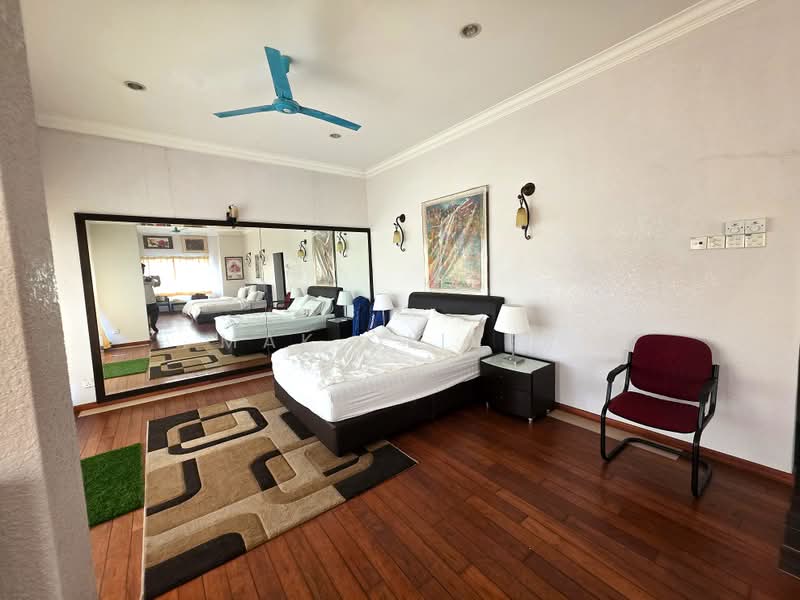 Bungalow for Rent in Bukit Jalil Golf (Bukit Jalil) - Mak Oliver - Bedroom - PropertyGuru.com.my