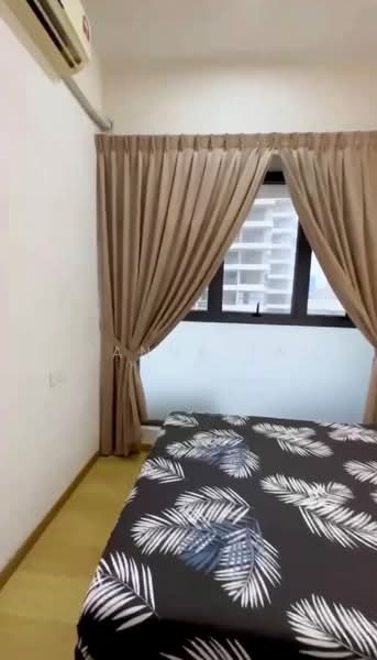 Condominium for Rent at Amberside @ Country Garden Danga Bay - Joanna Tai - Bedroom - PropertyGuru.com.my