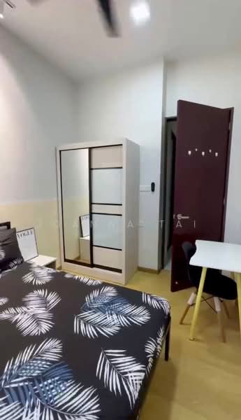 Condominium for Rent at Amberside @ Country Garden Danga Bay - Joanna Tai - Bedroom - PropertyGuru.com.my