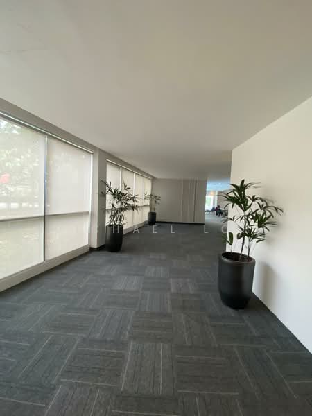 Shop / Office for Sale in Bandar Baru Sri Petaling (Sri Petaling) - Michael Loh - Corridor - PropertyGuru.com.my