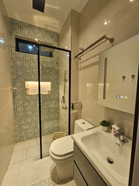 Semi-Detached House for Sale in Ukay Perdana (Ulu Kelang) - Elfa Don - Bathroom - PropertyGuru.com.my